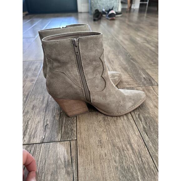 Mi.Im Women's Tan Gray Taupe Suede Side Zip Booties Size 9 - Picture 8 of 8